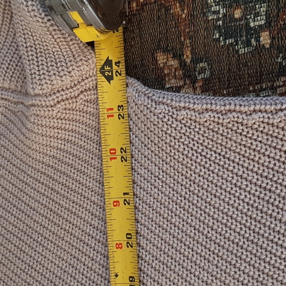 Lulus Oversized Cropped Sweater Size Medium. Tan - Picture 5 of 9